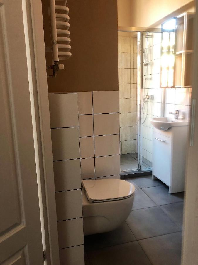 Sentymenty - Apartamenty W Kamienicy Na Mickiewicza Torun Exterior photo