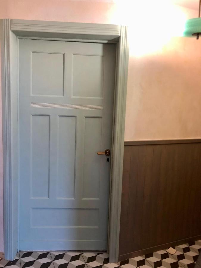 Sentymenty - Apartamenty W Kamienicy Na Mickiewicza Torun Exterior photo