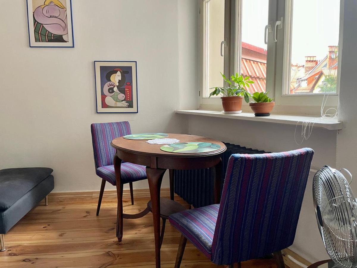 Sentymenty - Apartamenty W Kamienicy Na Mickiewicza Torun Exterior photo